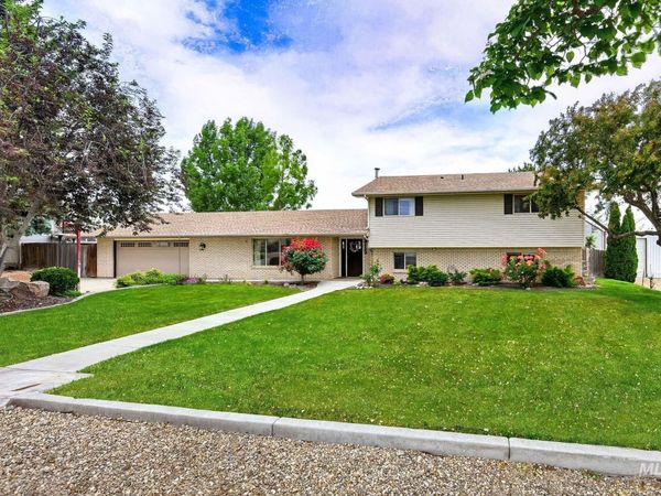 315 E Pat Lane, Caldwell, ID 83607