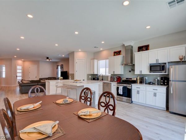 5534 Stormy Night Court, Las Vegas, NV 89120