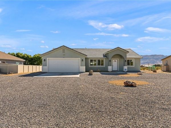 5600 Genoa Avenue , Pahrump, NV 89060