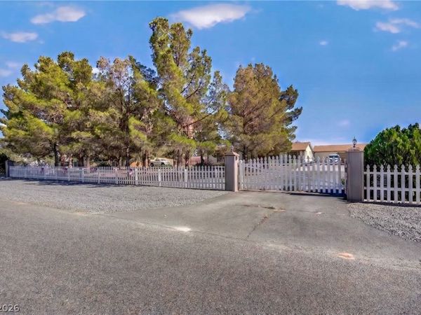 51 E Bonita Avenue , Pahrump, NV 89060