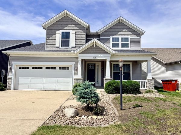 308 Corey Lane , Champaign, IL 61822