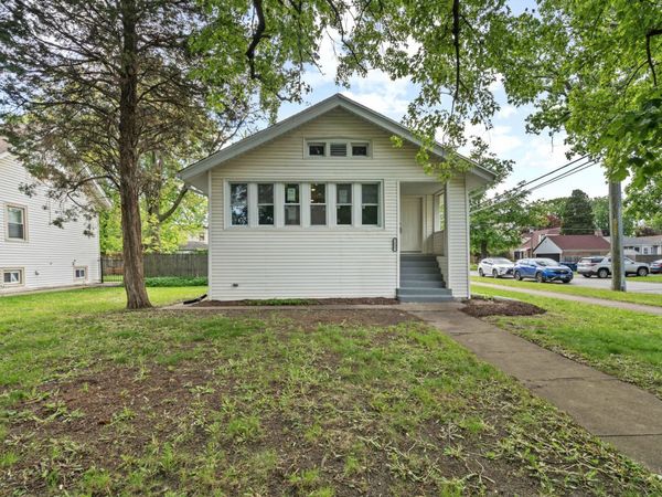 1400 S 17th Avenue , Maywood, IL 60153