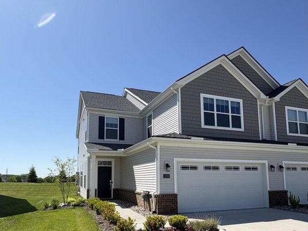 1206 Salt Springs Drive, Saline, MI 48176