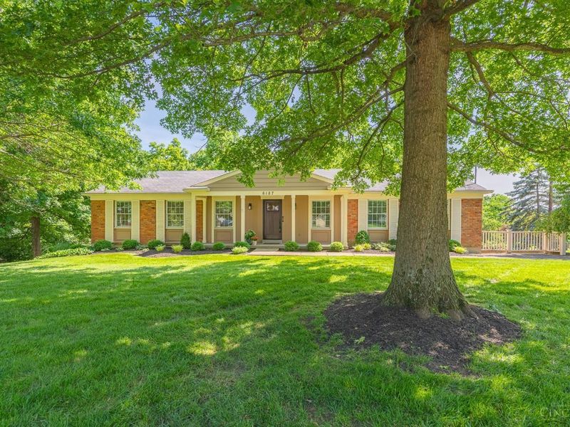6187 Lakota Drive, Madeira, OH 45243 Photo 3