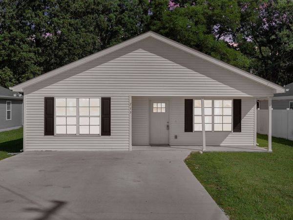 715 E Lincoln St , Tullahoma, TN 37388