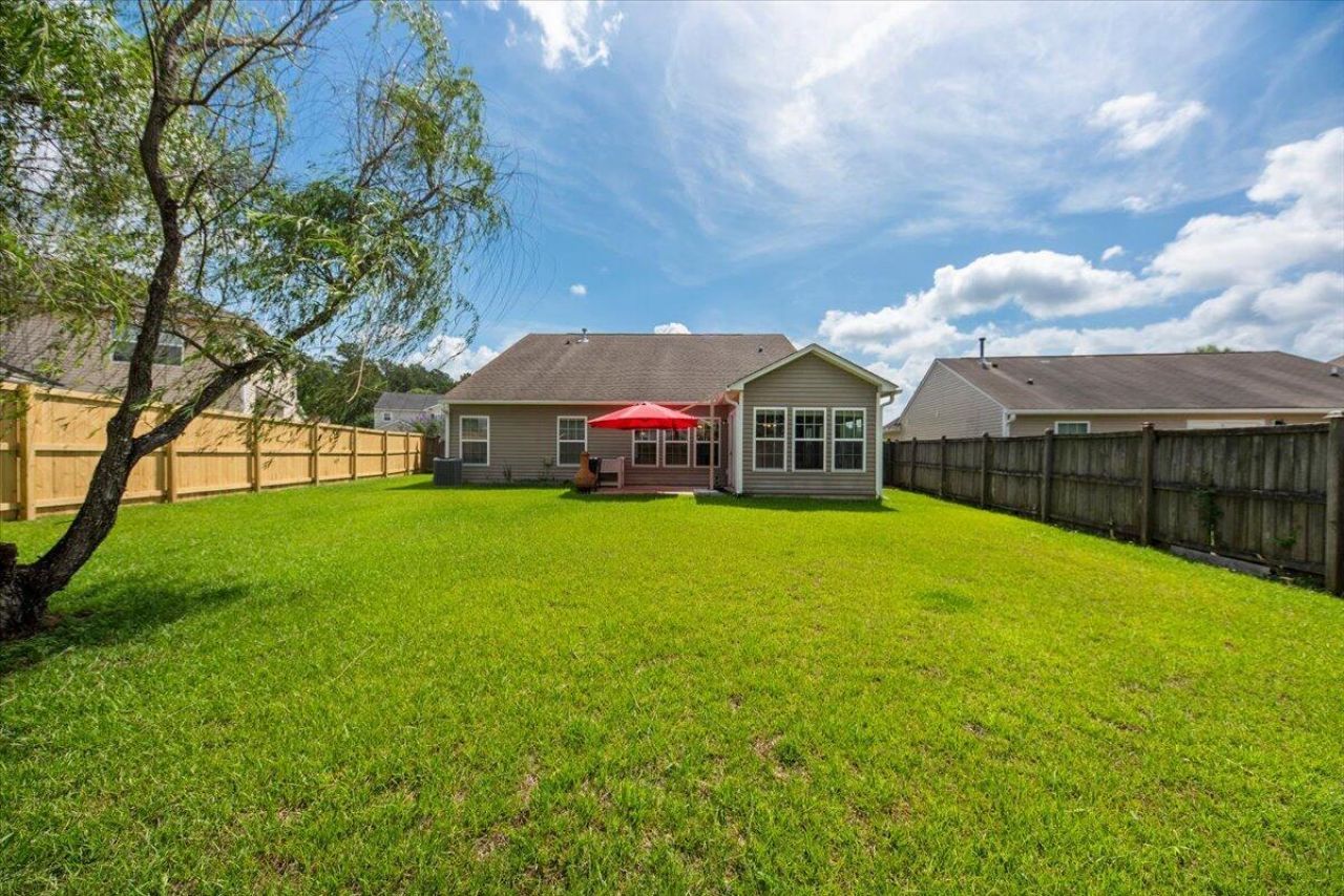 145 Mayfield Drive Photo 25