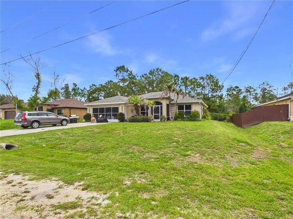 1858 Marlboro LN , LEHIGH ACRES, FL 33972