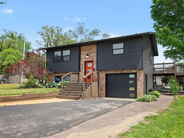 2865 S Patterson Road, Wayland, MI 49348