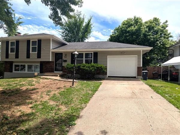 7915 E 117 Terrace, Kansas City, MO 64134