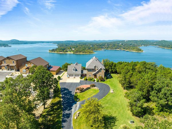 99 Whitefish Bay , Kimberling City, MO 65686