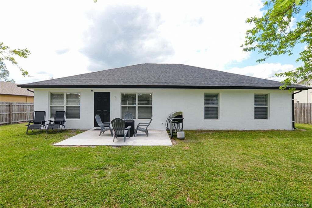 1225 SW Hunnicut Avenue Sw, Port Saint Lucie, FL 34953 Photo