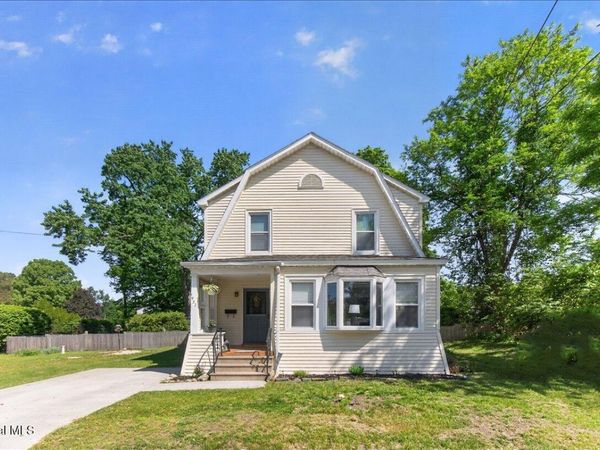 1932 Tower Avenue, Schenectady, NY 12304