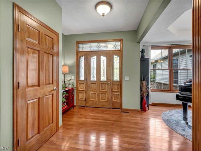 1467 Brentfield Drive, Wadsworth, OH 44281 Photo 5