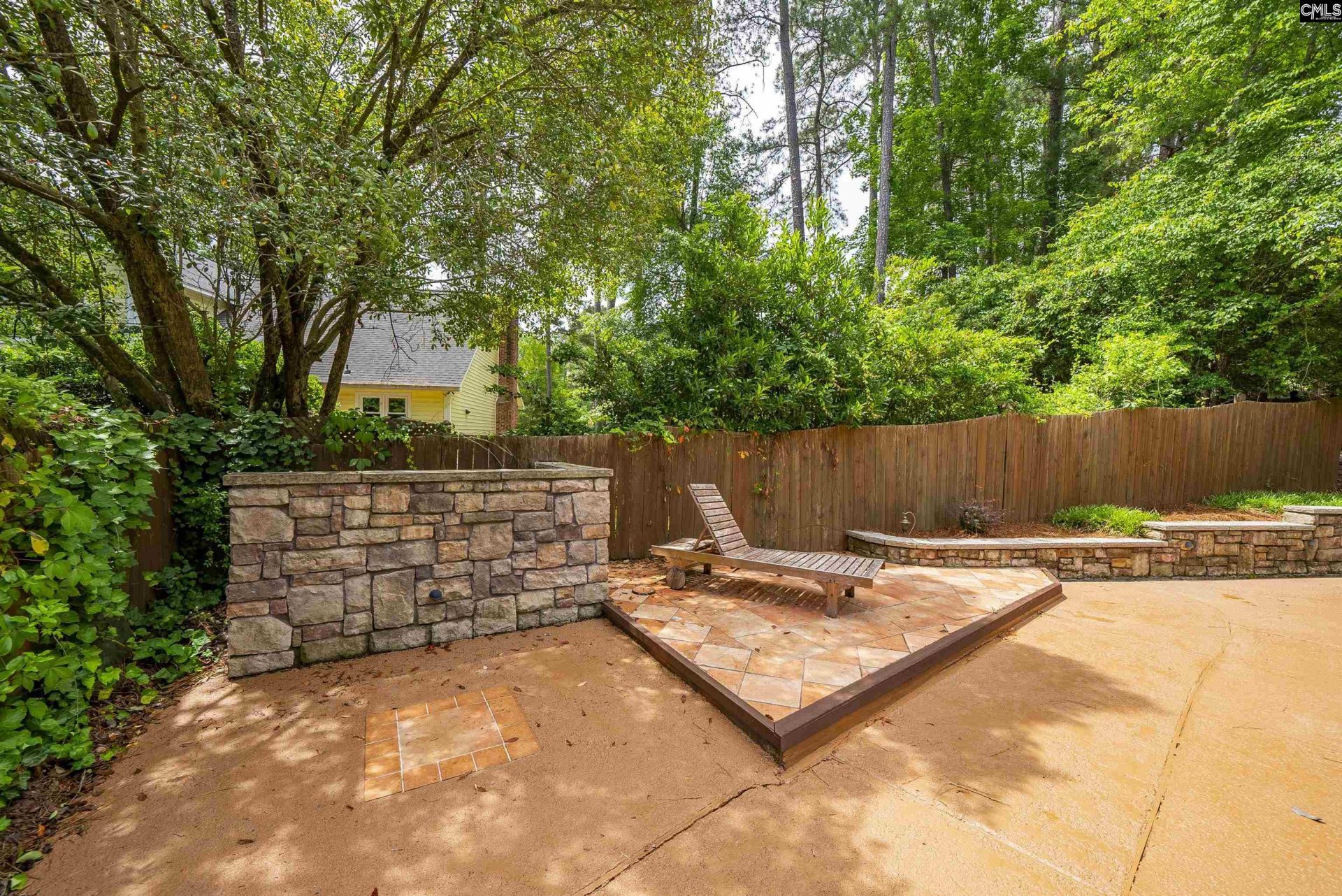 306 Timberhill Court  Photo 14