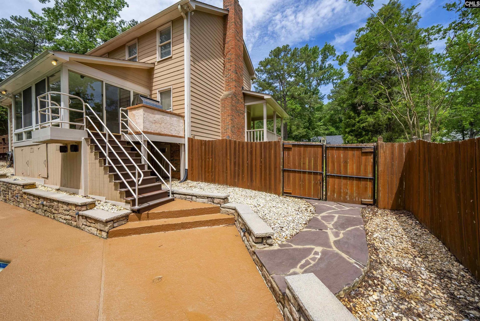 306 Timberhill Court  Photo 15