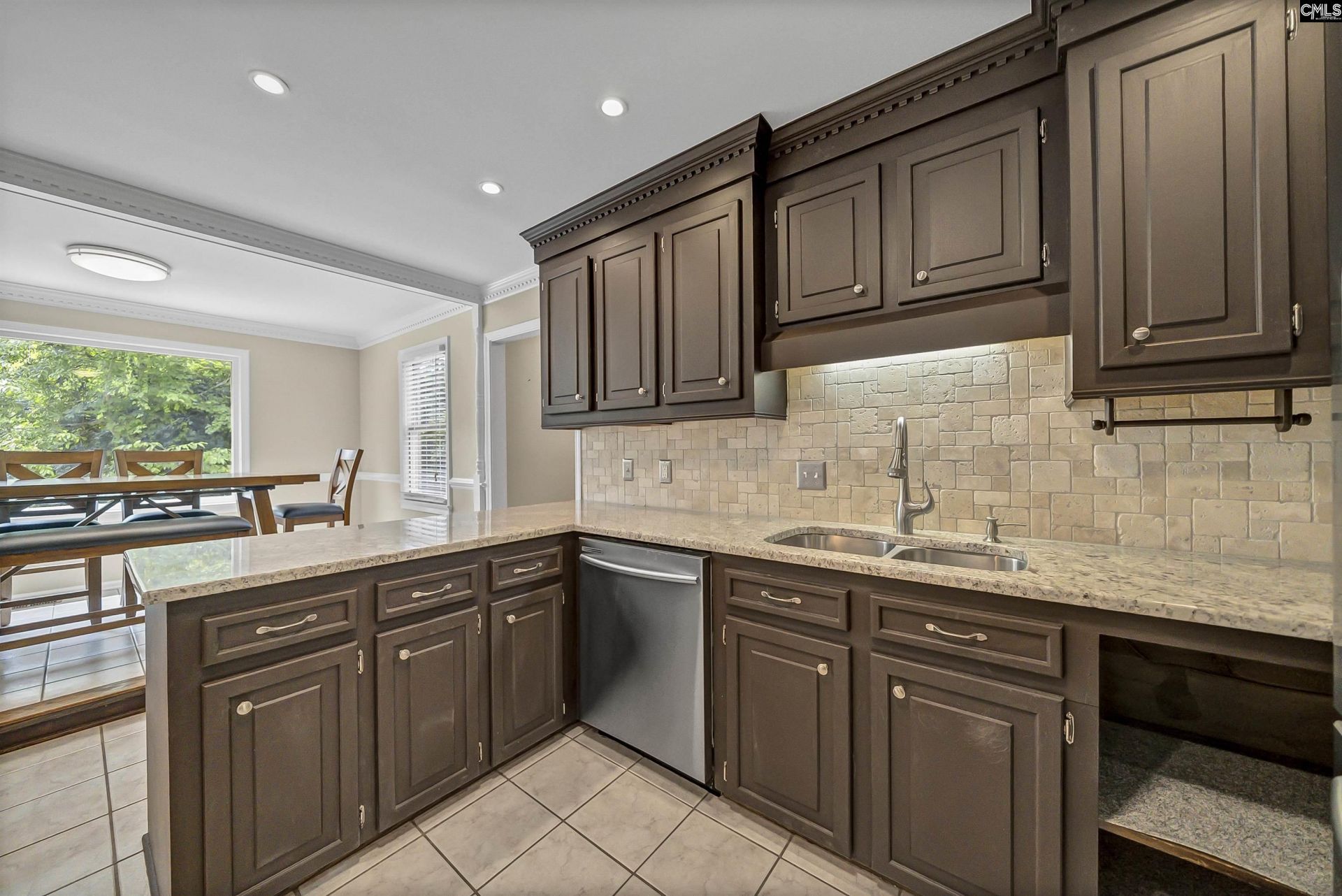 306 Timberhill Court  Photo 24