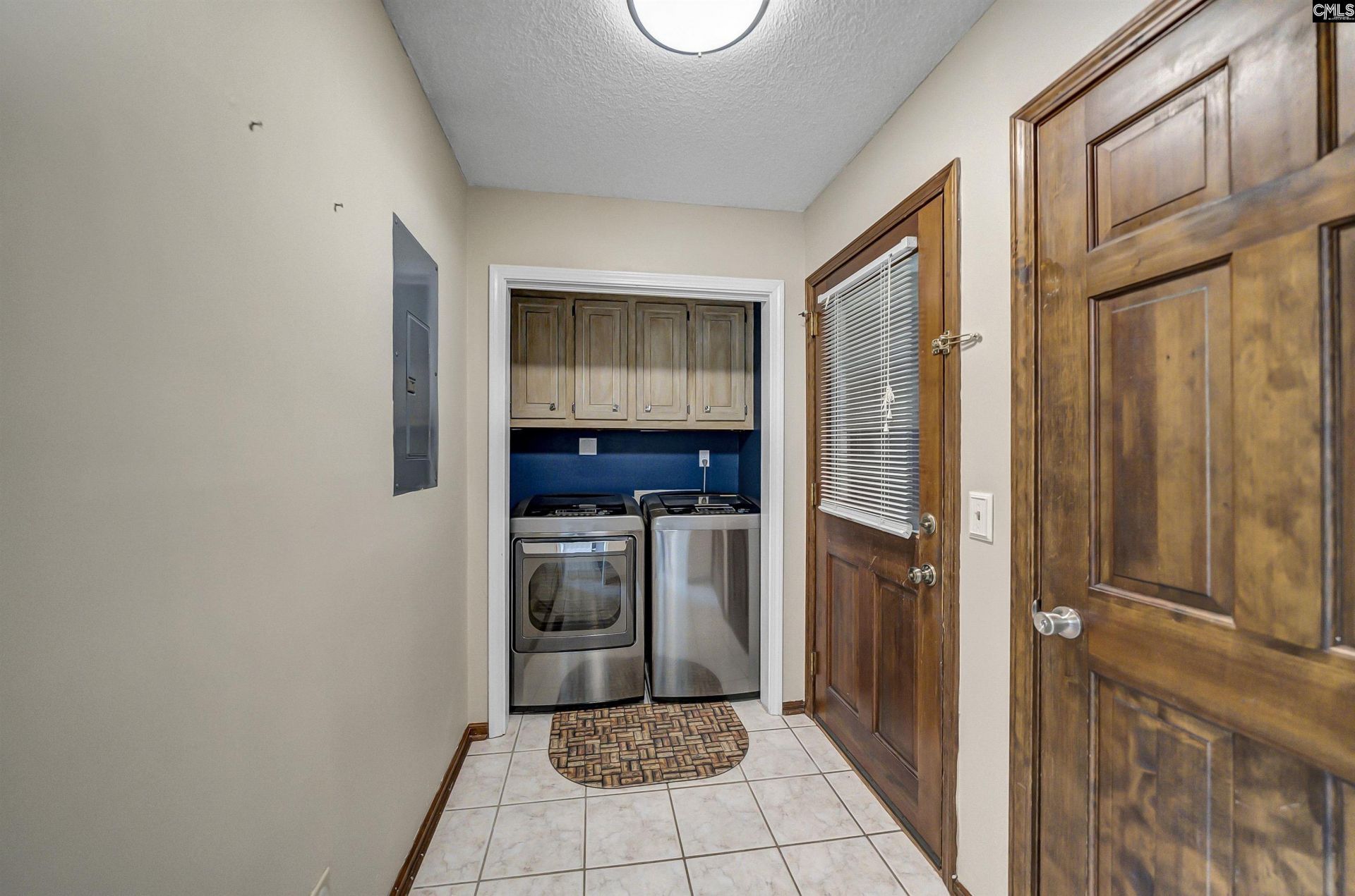 306 Timberhill Court  Photo 25