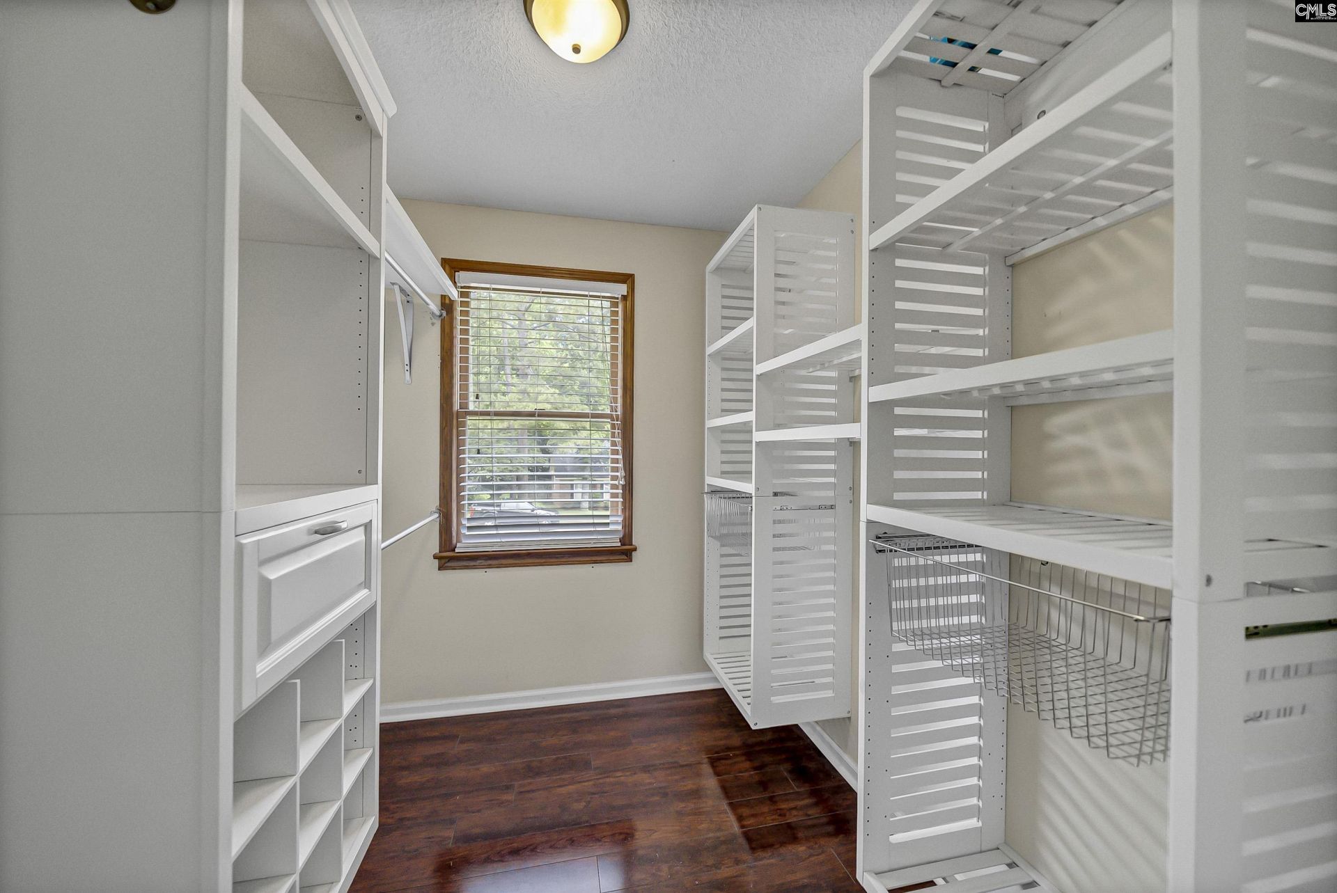 306 Timberhill Court  Photo 38