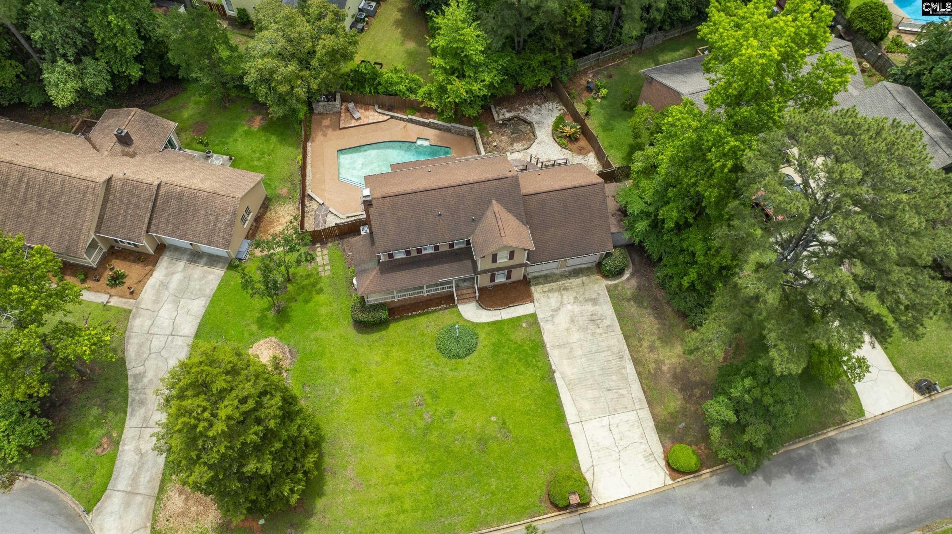 306 Timberhill Court  Photo 4