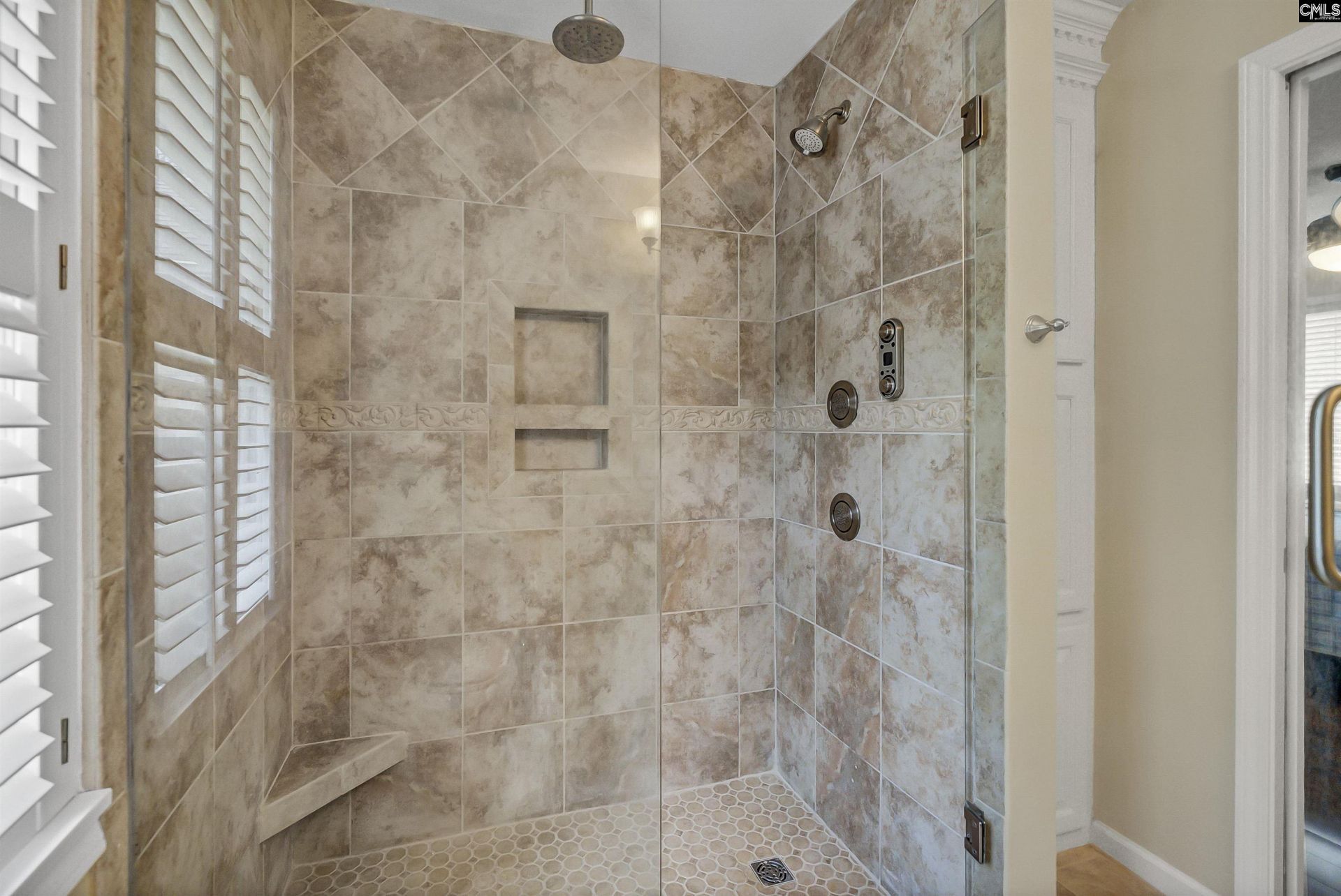 306 Timberhill Court  Photo 40