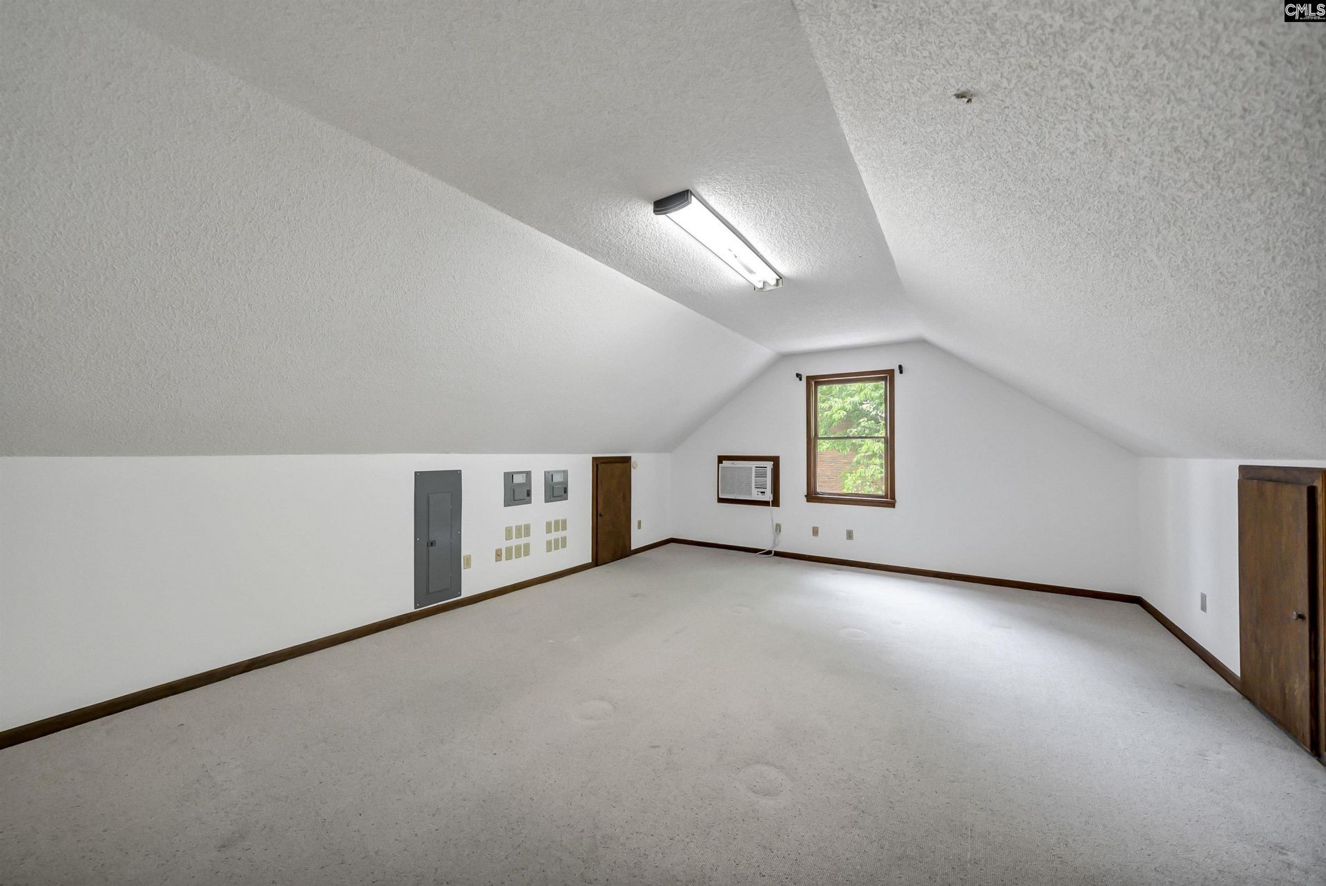 306 Timberhill Court  Photo 47