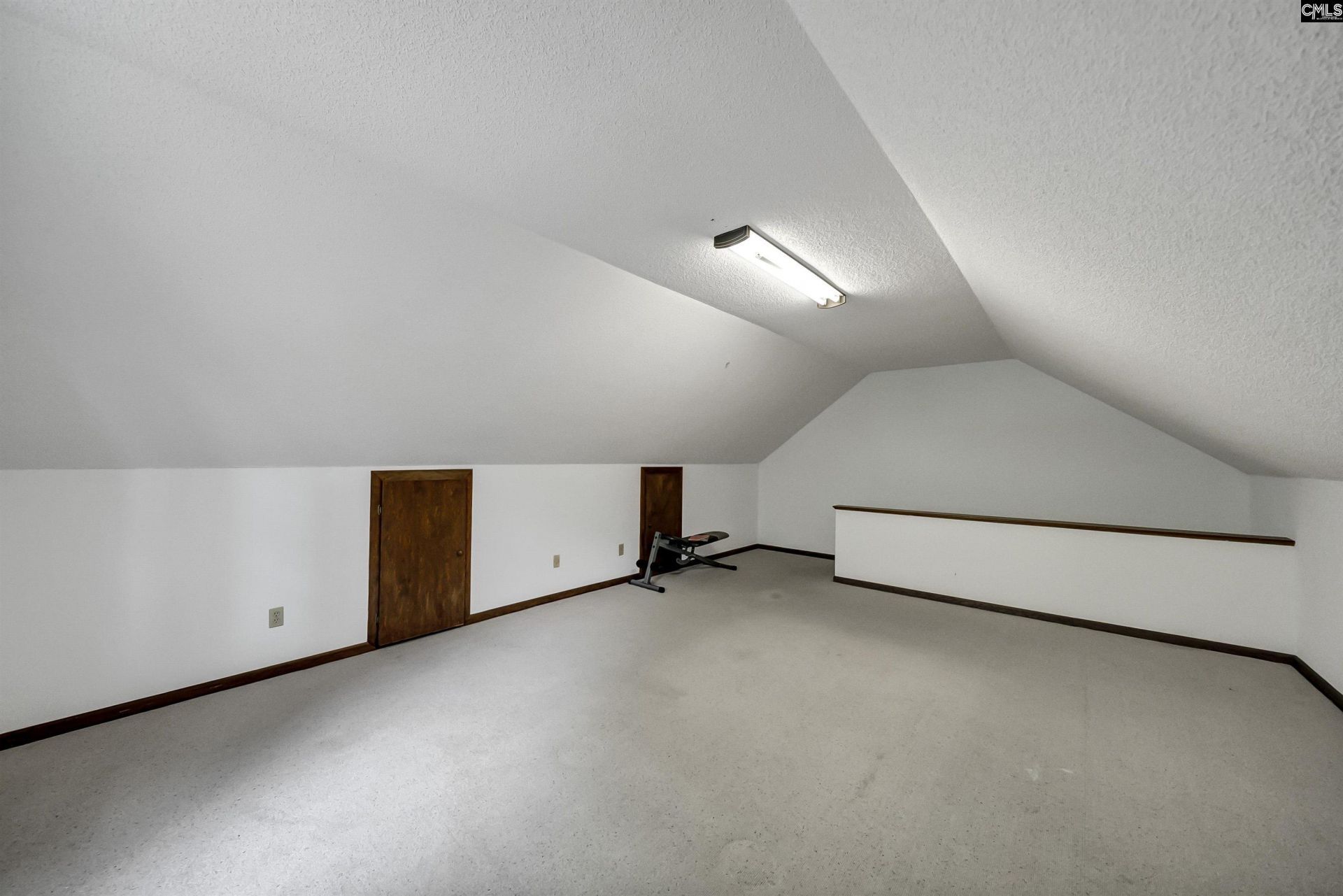306 Timberhill Court  Photo 48