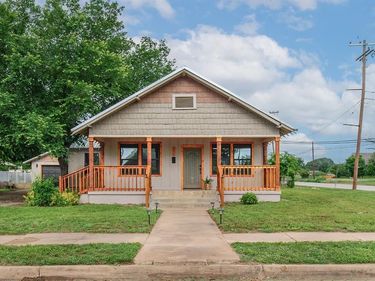 1200 S High, Brady, TX 76825