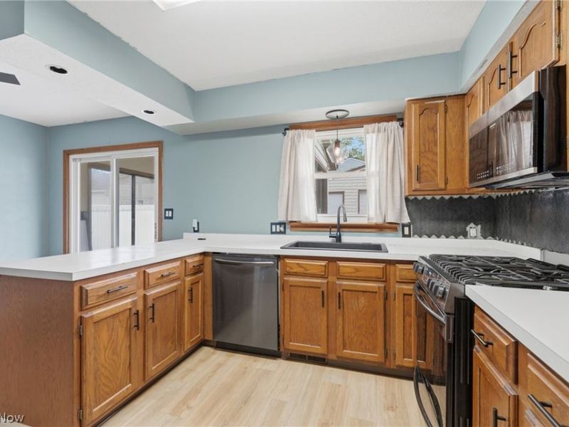 274 Alpha Avenue , Akron, OH 44312 Photo 15