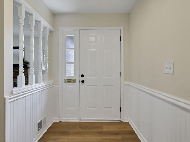 2160 Coach Road N, Unit 9, Columbus, OH 43220 Photo 6