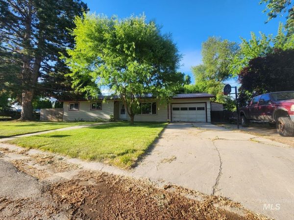 603 C Avenue, Wilder, ID 83676