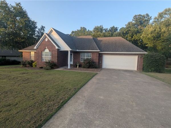 2030 N Hailey Drive, Fayetteville, AR 72701