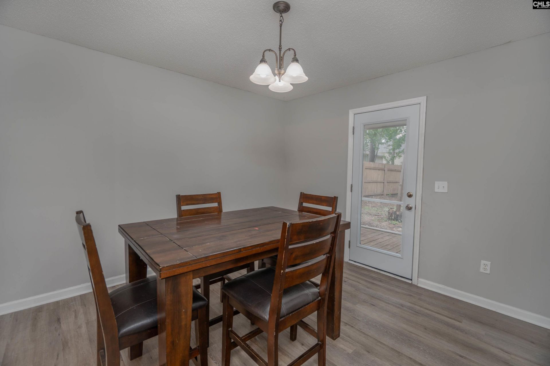 105 Brook Hollow Ct  Photo 10