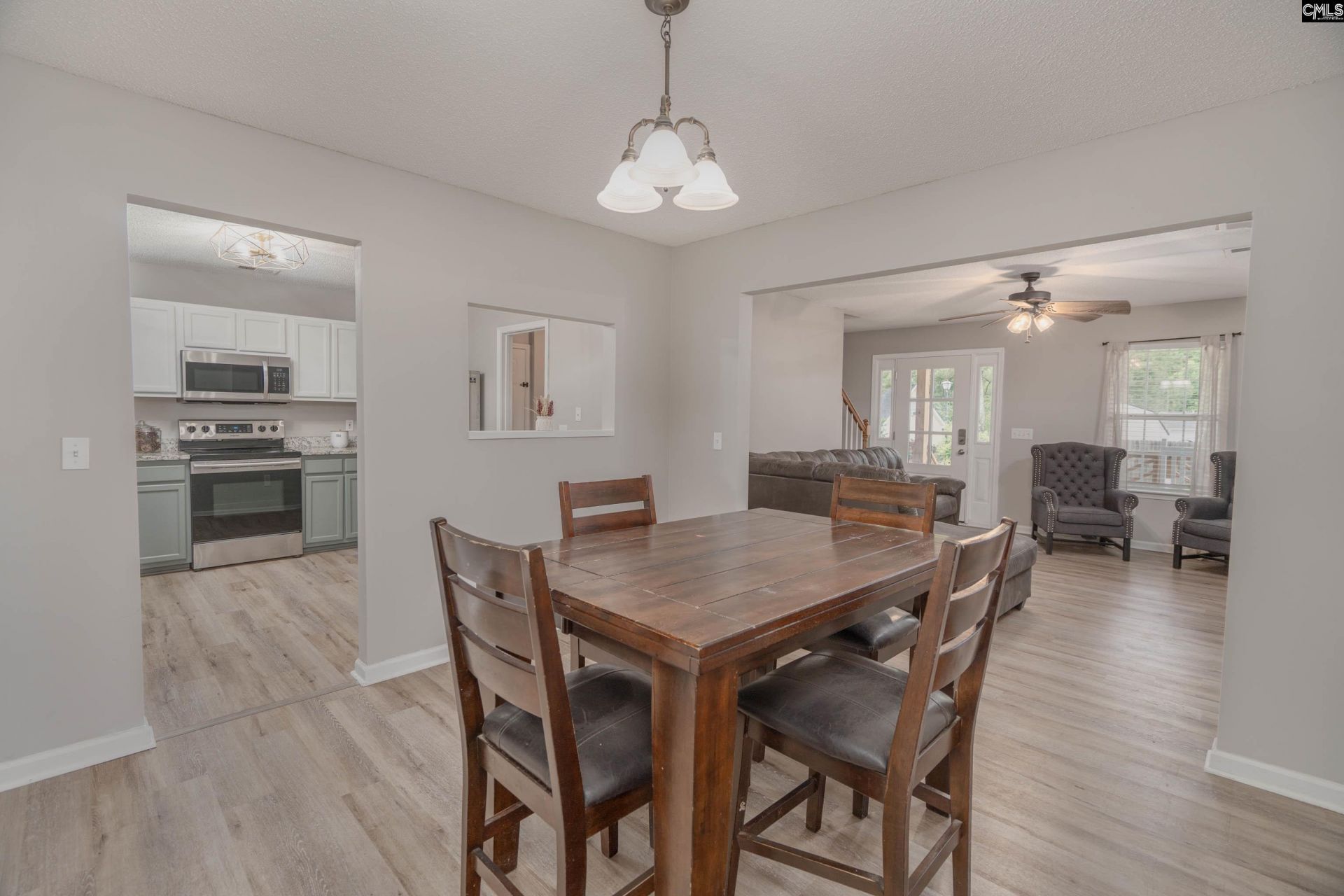 105 Brook Hollow Ct  Photo 8
