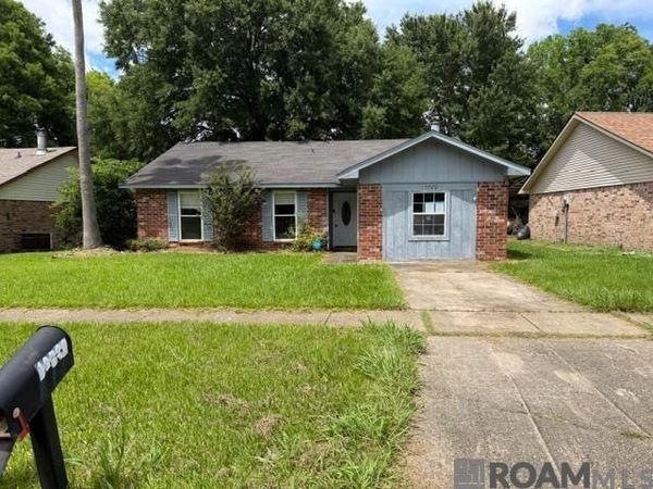 13722 Rampart Ct, Baton Rouge, LA 70810