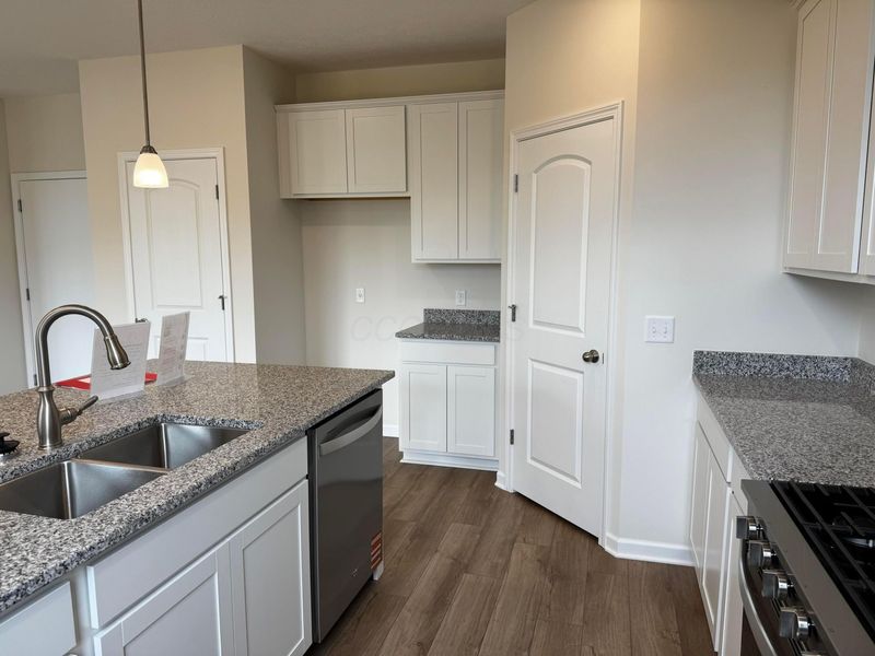272 Dowler Drive, Unit Lot 303, South Bloomfield, OH 43103 Photo 4