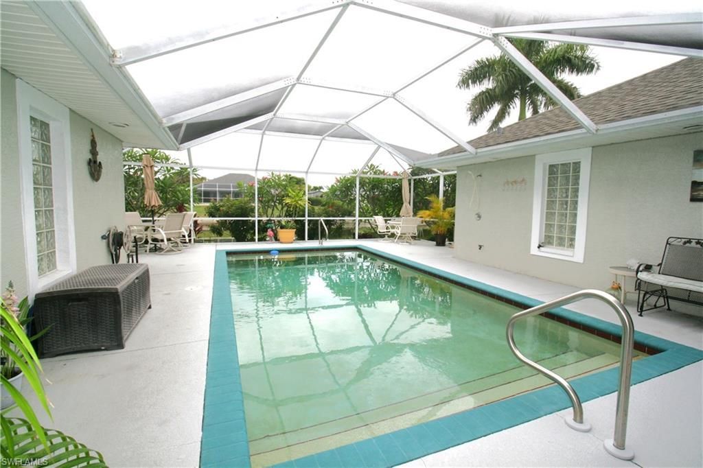 1330 SE 6th Ave, Cape Coral, FL 33990 Photo
