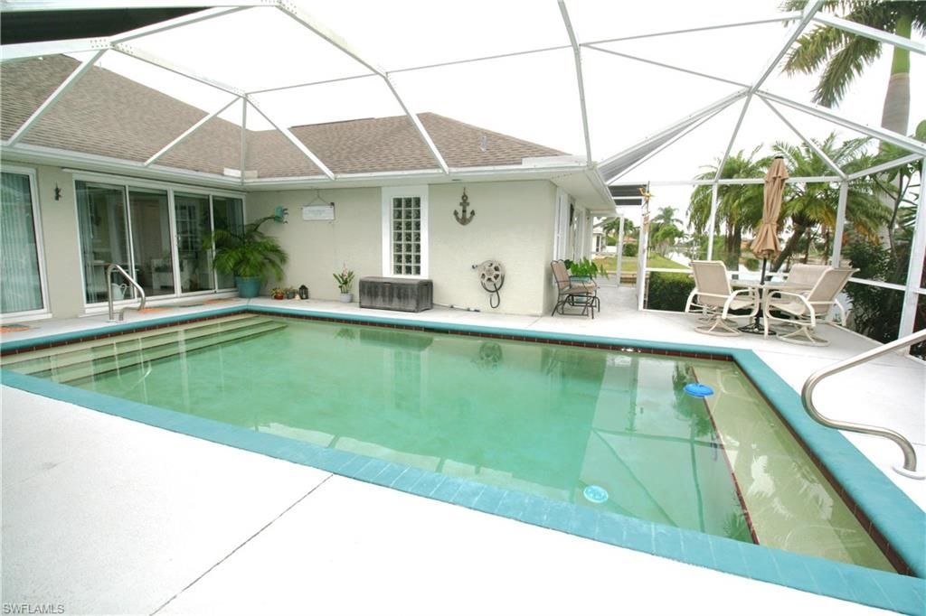 1330 SE 6th Ave, Cape Coral, FL 33990 Photo