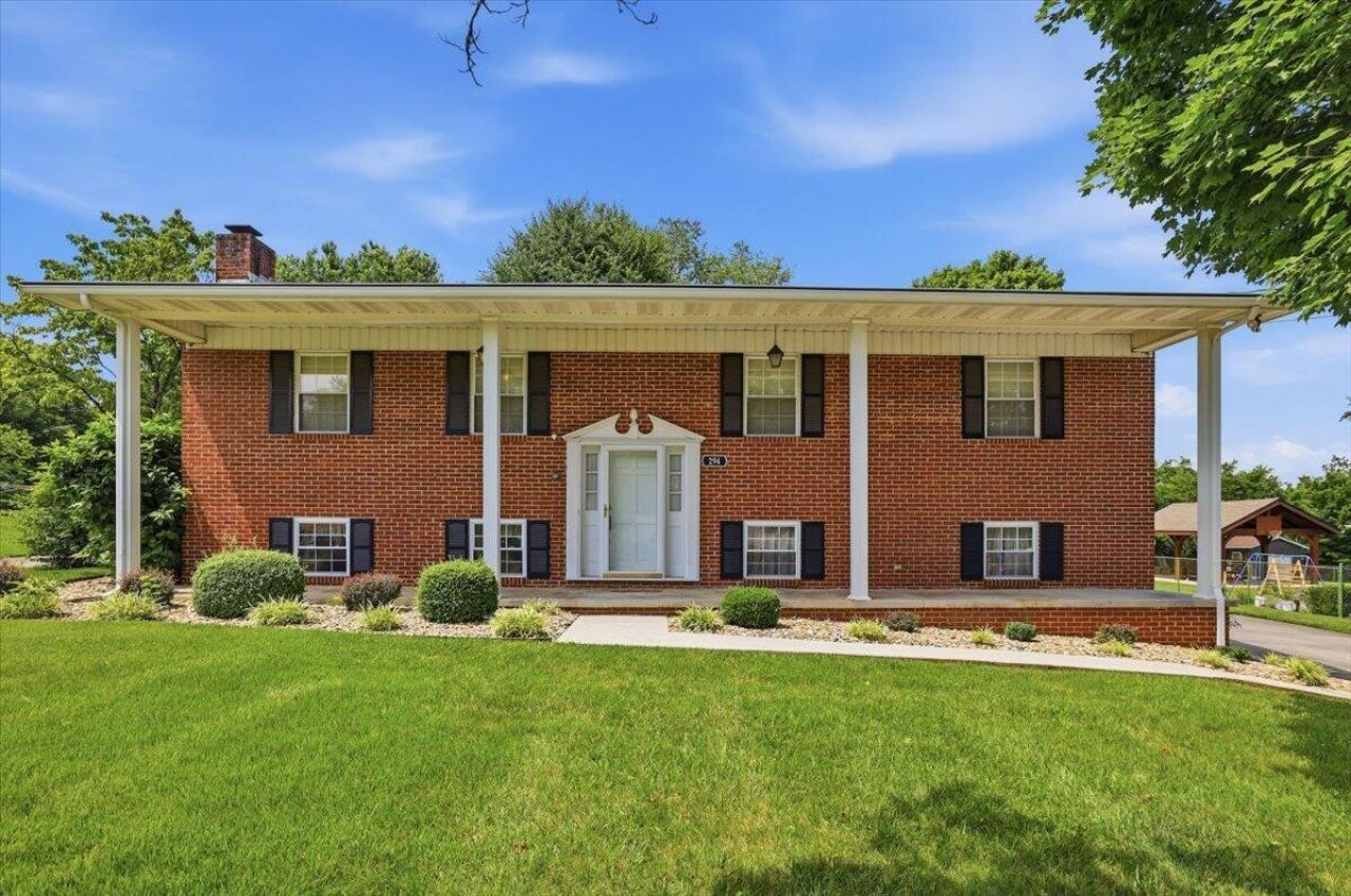 294 Flemings Drive Morristown, TN 37813