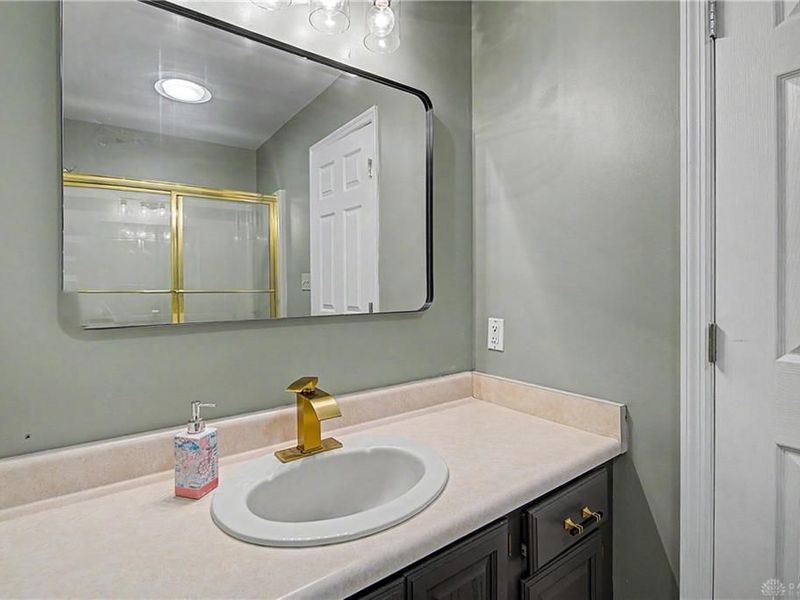 10619 Frederick Pike, Butler Township, OH 45377 Photo 24