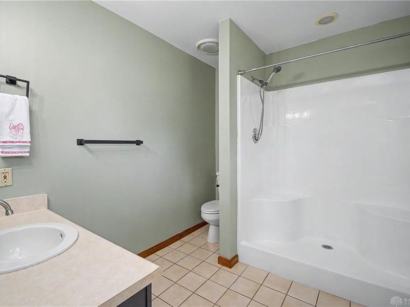 10619 Frederick Pike, Butler Township, OH 45377 Photo 27