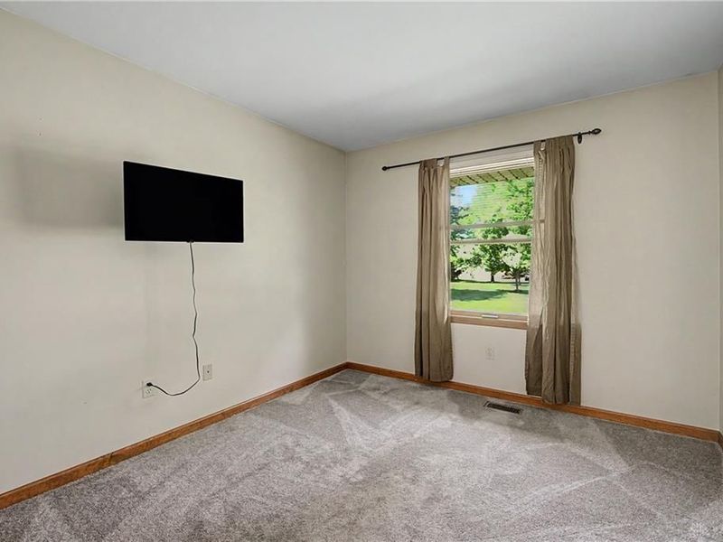 10619 Frederick Pike, Butler Township, OH 45377 Photo 29