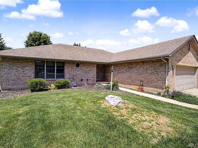 10619 Frederick Pike, Butler Township, OH 45377 Photo 4