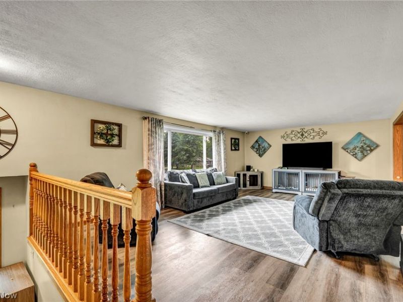 4841 Glenennis Circle NW, Canton, OH 44708 Photo 4