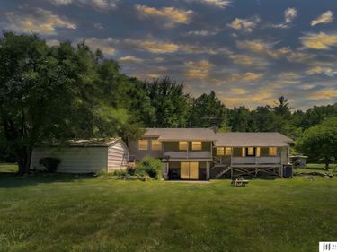 14225 Shongaska Road, Omaha, NE 68112