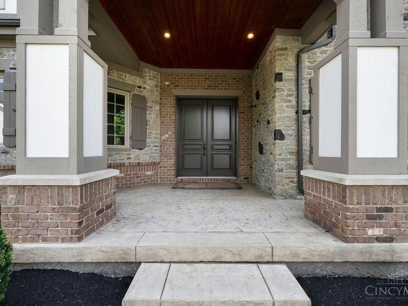 8678 Hampton Bay Place, Deerfield Twp., OH 45040 Photo 2