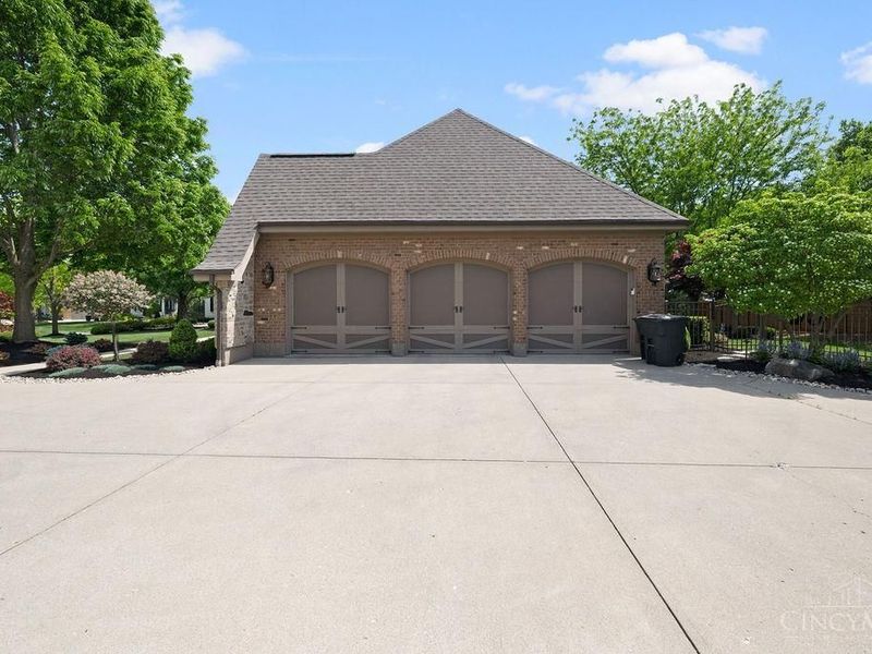 8678 Hampton Bay Place, Deerfield Twp., OH 45040 Photo 3