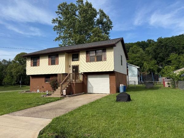 160 Macy Flat Top Road, Kenova, WV 25530