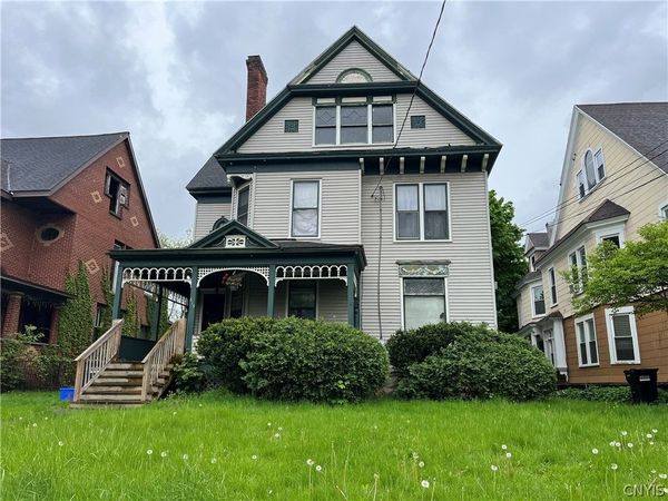 615 Park Avenue , Syracuse, NY 13204