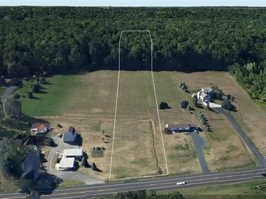 1764 Ridge Road, Lewiston, NY 14092