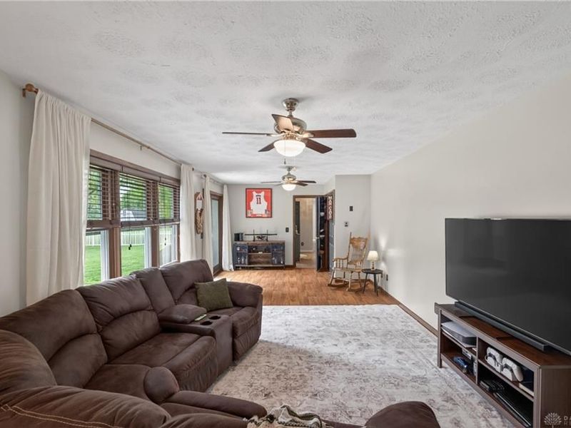 1965 Greenbriar Drive, Troy, OH 45373 Photo 14